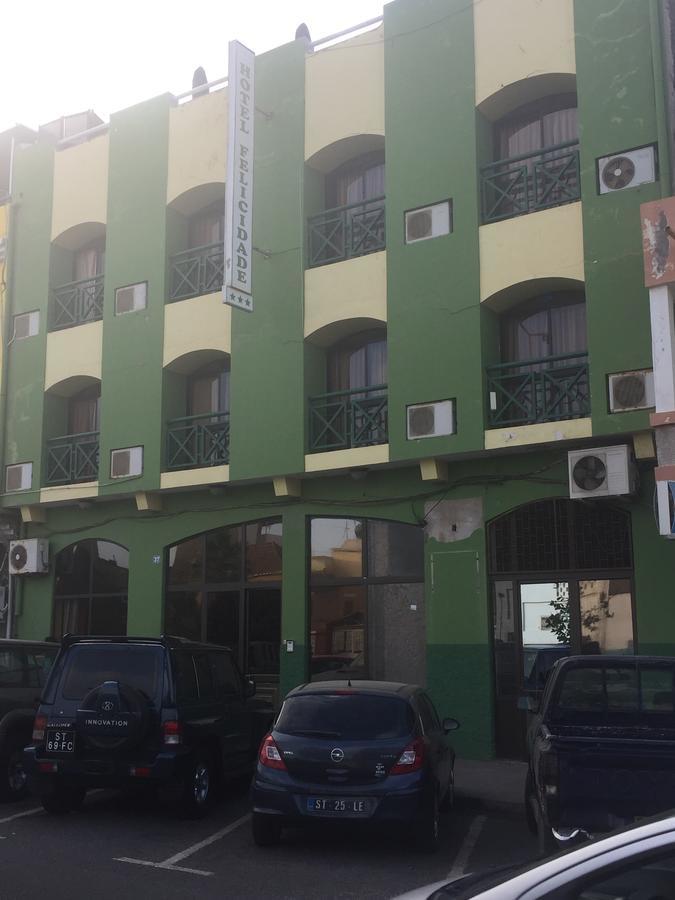 Felicidade Hotel Praia Dış mekan fotoğraf